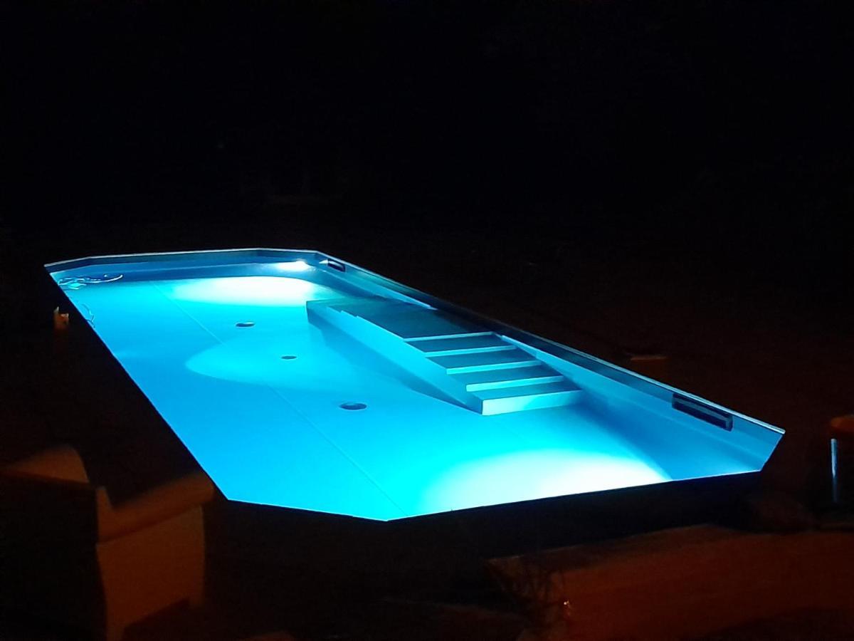 Cottage Sotto Il Faggio Centenario Ameno Exterior foto